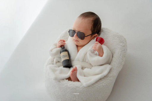 汶上宝宝嘴唇上翘